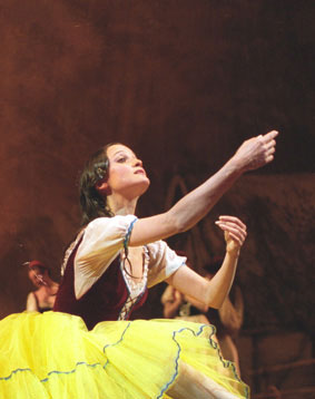 In the title part in Giselle.Photo by Nadezhda Bausova.