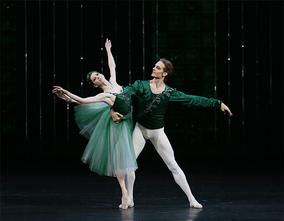 In the leading part in Emeralds. Opposite Ivan Alexeyev. Photo by Damir Yusupov.