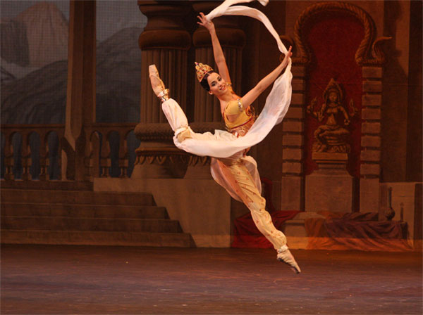 In La Bayadere. Gumpe. Photo by Elena Fetisova.