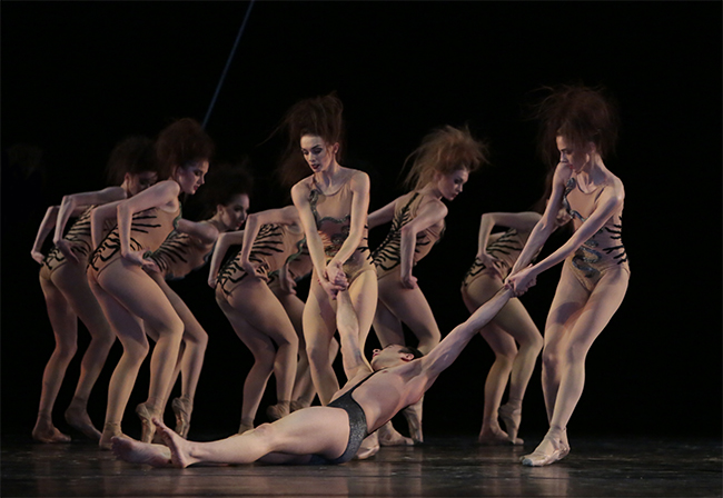 A scene from the performance. Photo by Damir Yusupov.