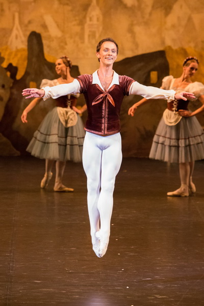 Vyacheslav Lopatin as Count Albrecht.<br/>Photo by Mikhail Logvinov.