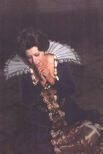 As Eboli in Don Carlo.Photo from the Bolshoi Theatre museum.