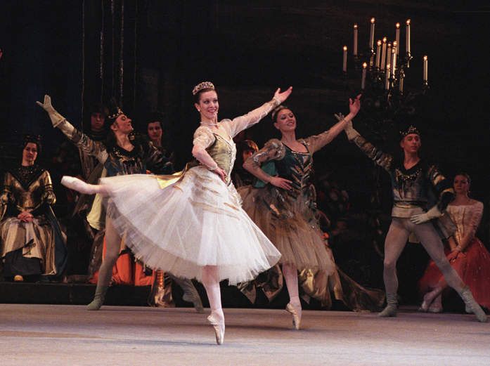 As Hungarian Bride in Swan Lake.Photo by Nadezhda Bausova.