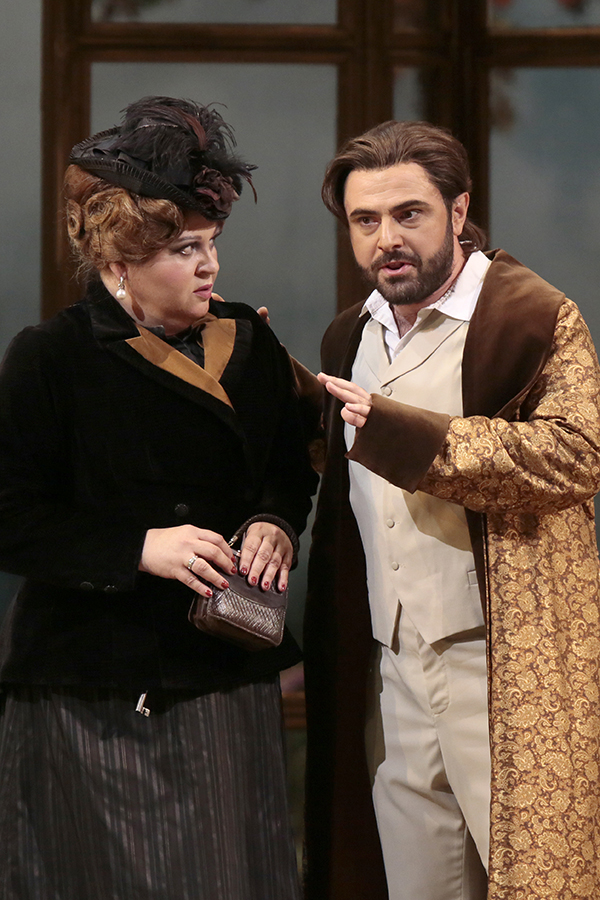 Maria Gavrilova as Annina. <br/>Otar Jorlikia as Alfredo.<br/> Photo by Damir Yusupov.